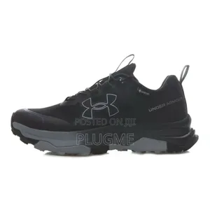 Under Amour Sneakers