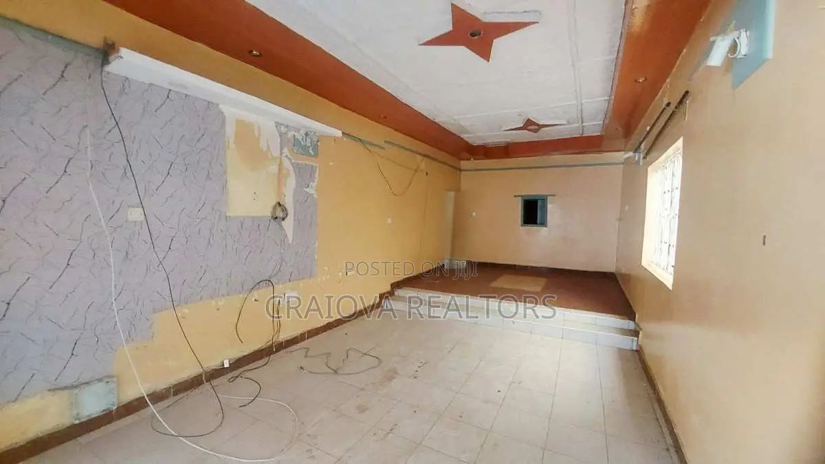 3bdrm Bungalow in Sportsview Estate, Kasarani for sale