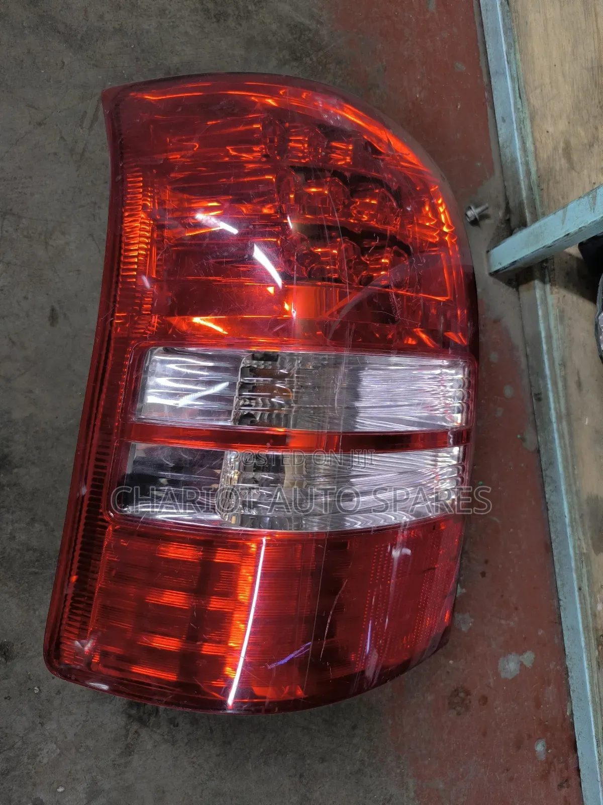 Toyota Wish 2002 Taillight