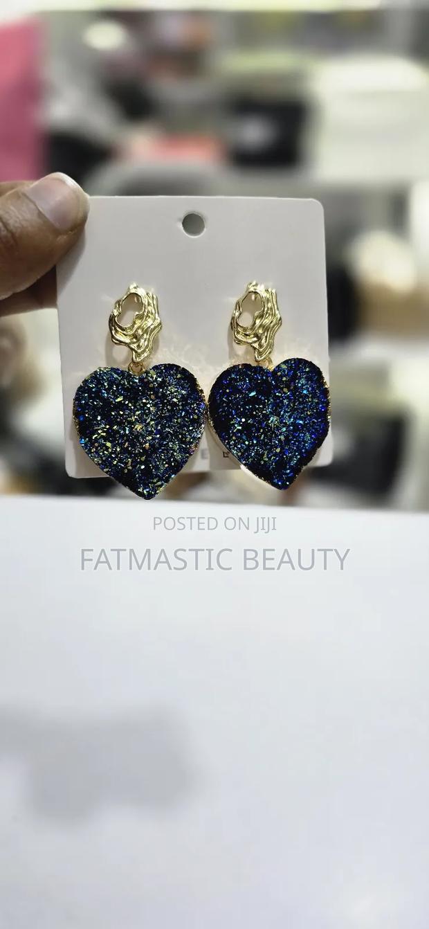 Pretty Earrings - thumbnail 2