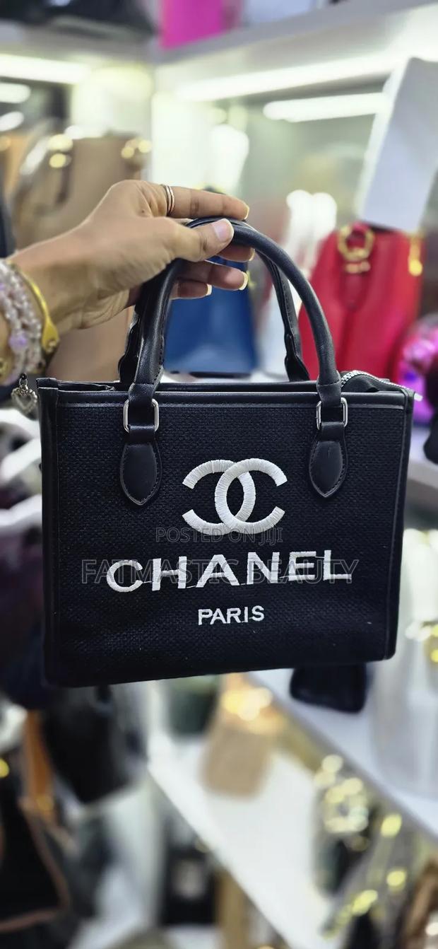 Stylish Brand Handbag - thumbnail 2