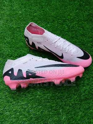 Vapor 15 Mad Brilliance Air Zoom Soccer Boots