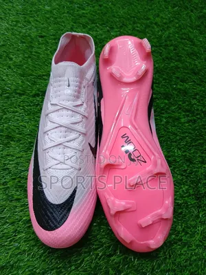 Vapor 15 Mad Brilliance Air Zoom Soccer Boots