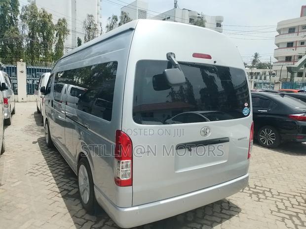 Toyota Grand HiAce 2019 Silver - thumbnail 9