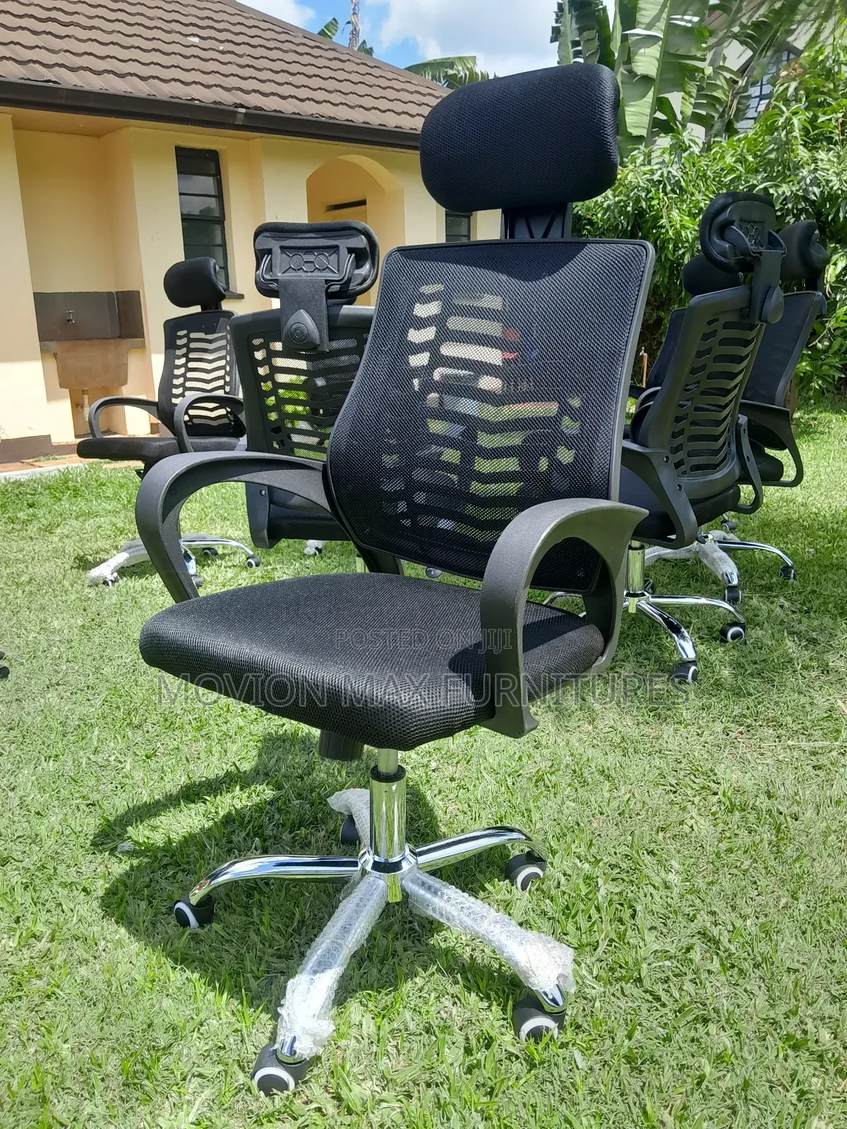 Headrest Boss Chair