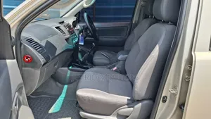 Toyota Hilux 2.5 D-4D 4X4 SRX 2012 Gold