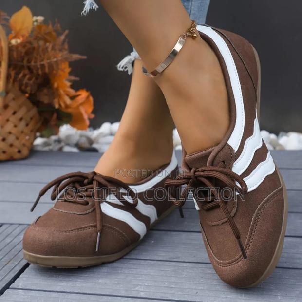 Ladies Striped Lace-Up Comfort Flats - thumbnail 4