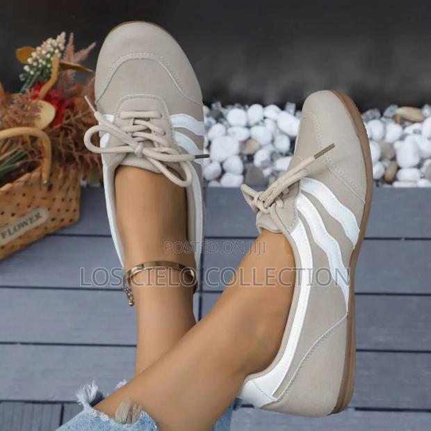 Ladies Striped Lace-Up Comfort Flats - thumbnail 5