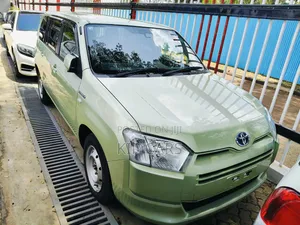 Toyota Succeed 2019 Silver