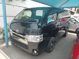 Toyota HiAce 2019 Black