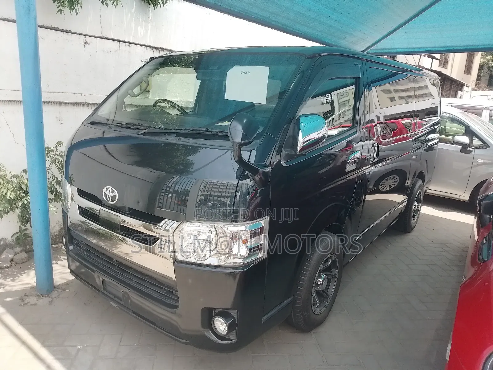 Toyota HiAce 2019 Black