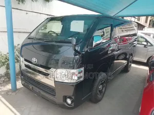 Toyota HiAce 2019 Black