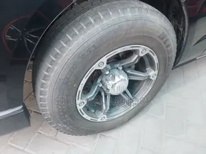 Toyota HiAce 2019 Black