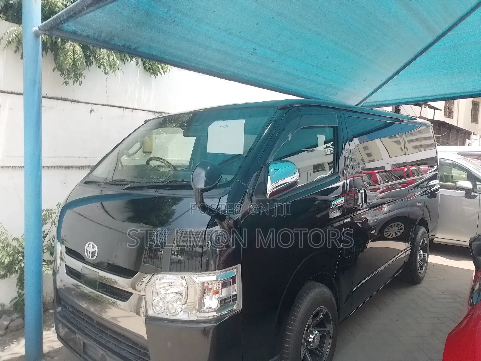 Toyota HiAce 2019 Black