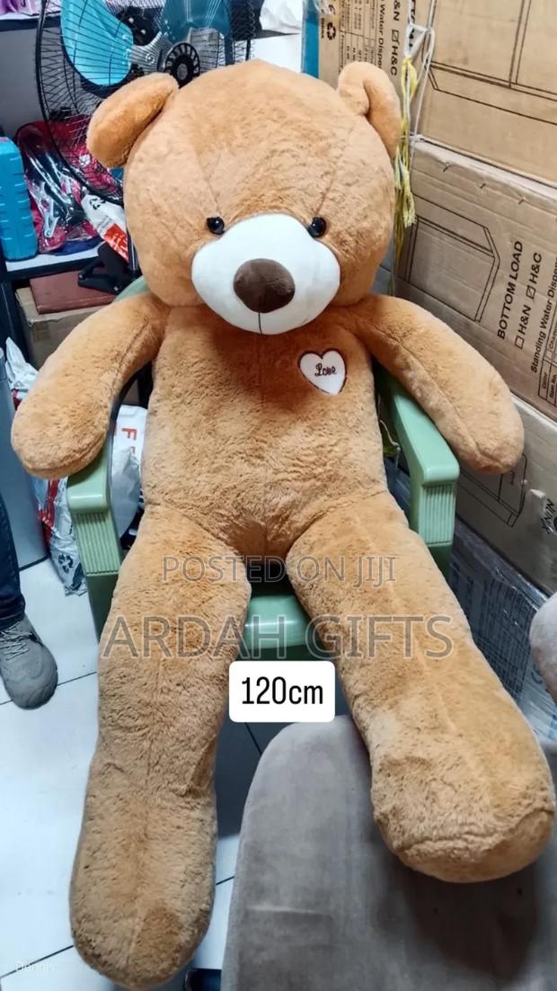 Giant Teddy Bear - main view