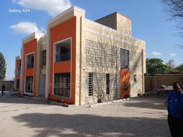 3bdrm Townhouse/Terrace in Matasia for sale