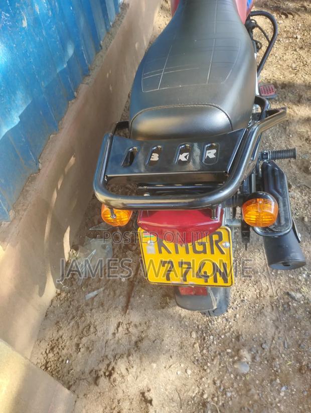 Bajaj Boxer 125 2025 Red - main view