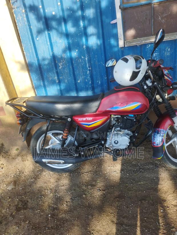 Bajaj Boxer 125 2025 Red - thumbnail 2