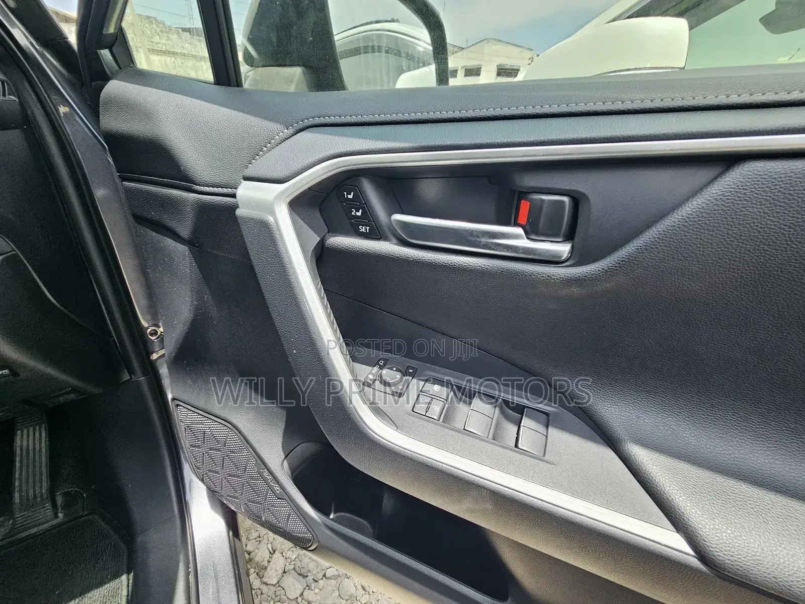 Toyota RAV4 2019 Gray