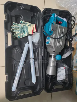 Total 1700w Demolition Breaker