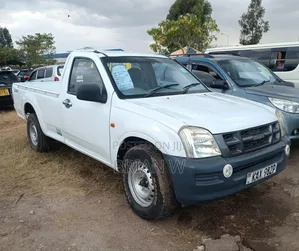 Isuzu D-MAX 2007 White