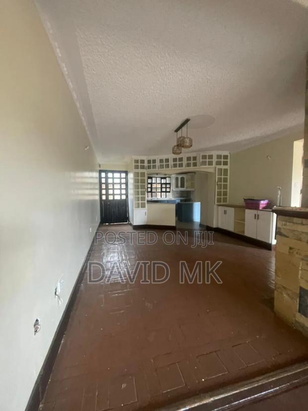 5bdrm Mansion in Membley for rent - thumbnail 3