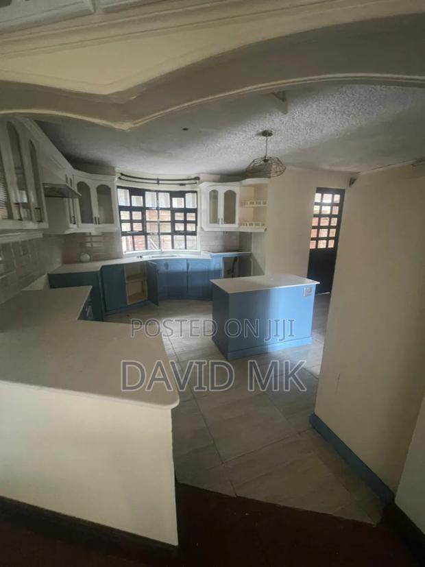 5bdrm Mansion in Membley for rent - thumbnail 4