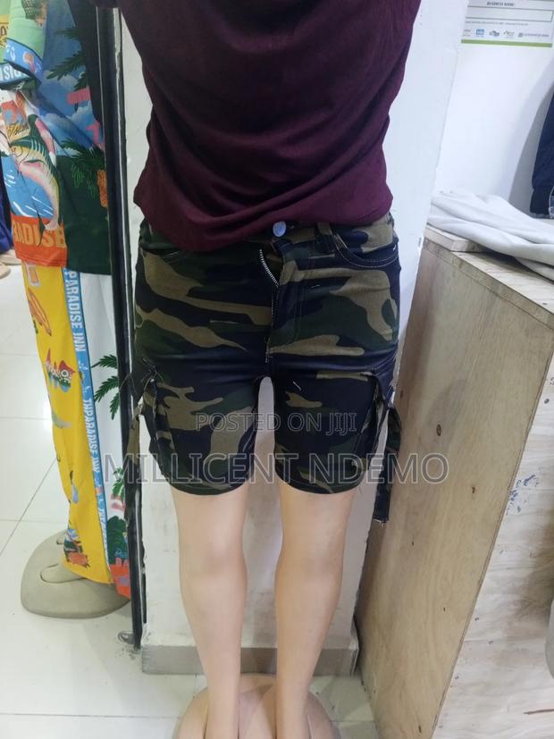 Ladies Shorts - thumbnail 7