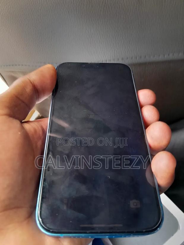 New Apple iPhone 13 128 GB Blue - main view