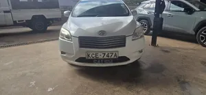 Toyota Mark X Zio 2007 White