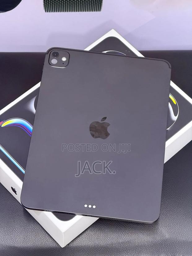 Apple iPad Pro 11 (2025) 256 GB Gray - thumbnail 3