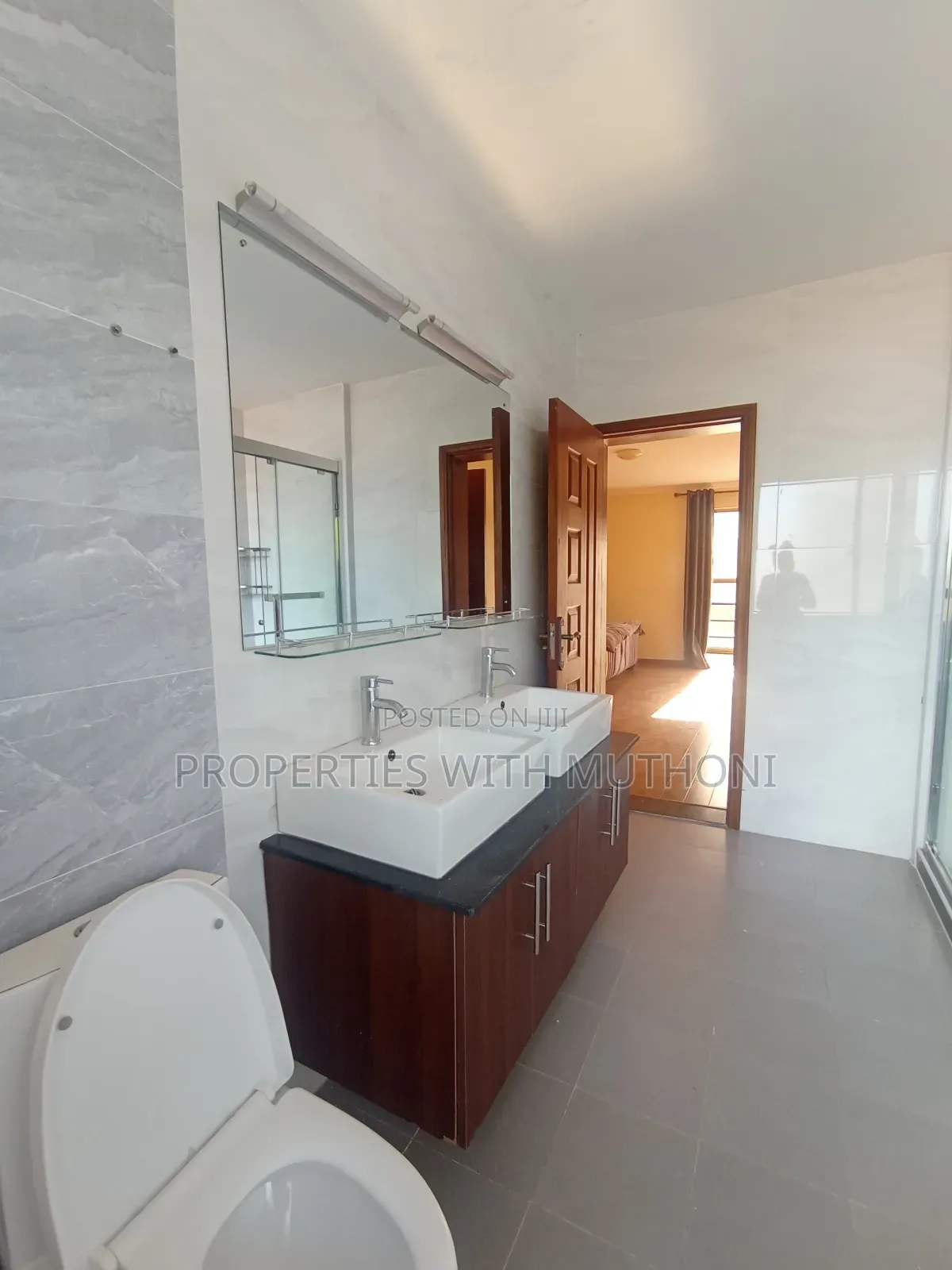 5bdrm Villa in Muthangari for sale