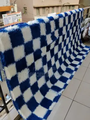 7×10 Plush Fluffy Carpet – Soft Area Rug for Living Room Bedroom