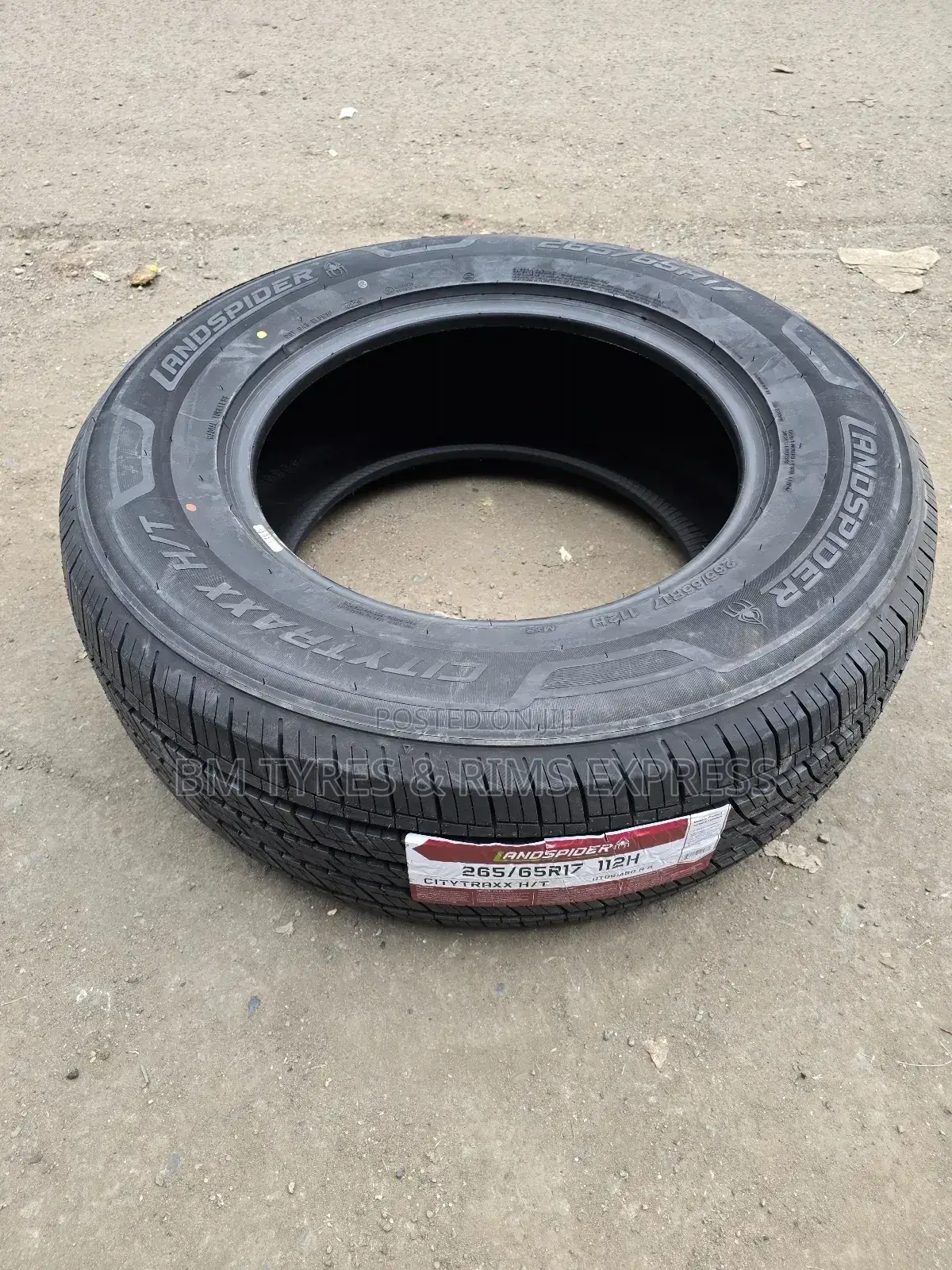 265 /65 R17 Landspider Tyres (Highway Terrein)