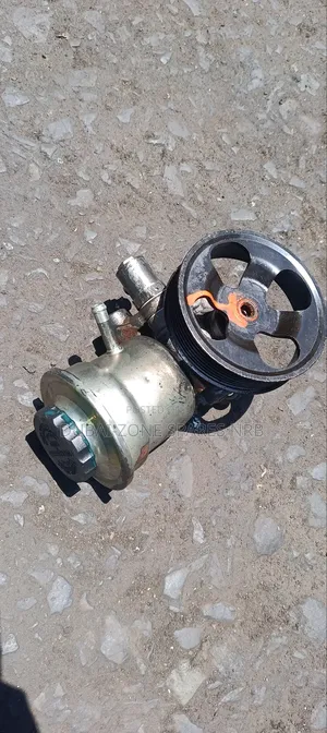 Prado J150 (Petrol Type) Power Steering.