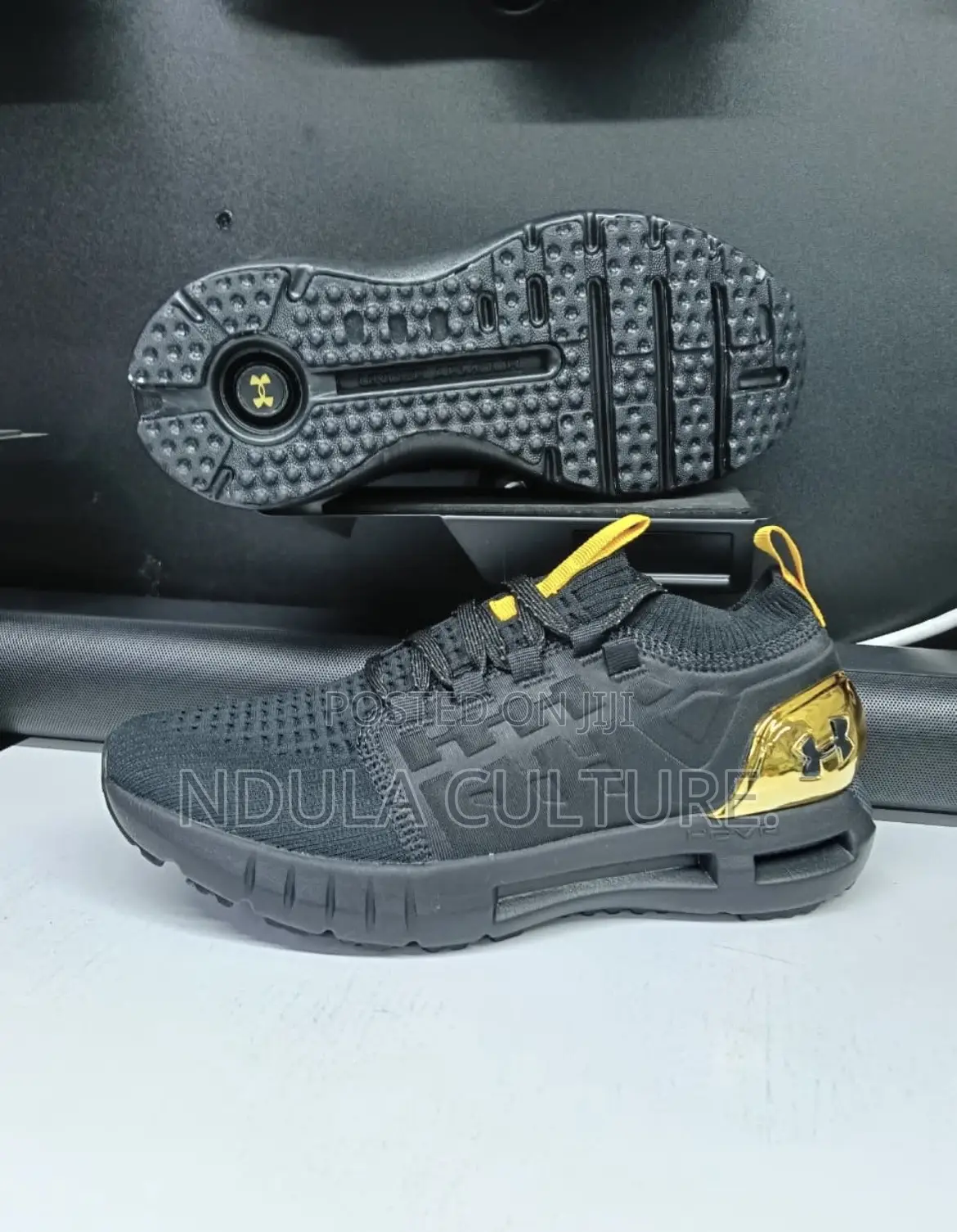 Under Armour Hike Master
