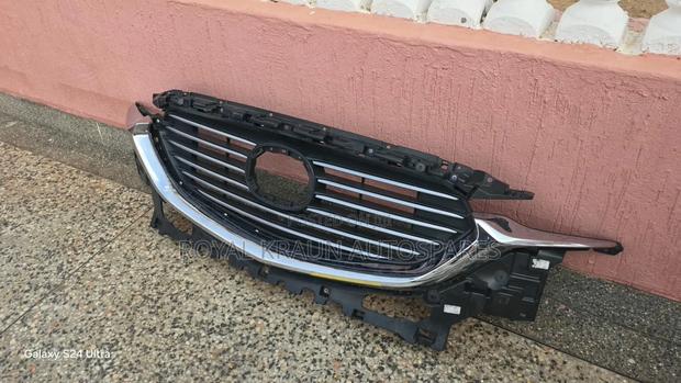 Mazda Cx-5 Grille 2017/ 2018 Model