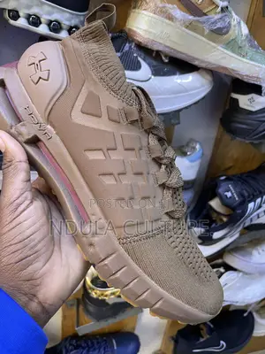 Under Armour Hike Master