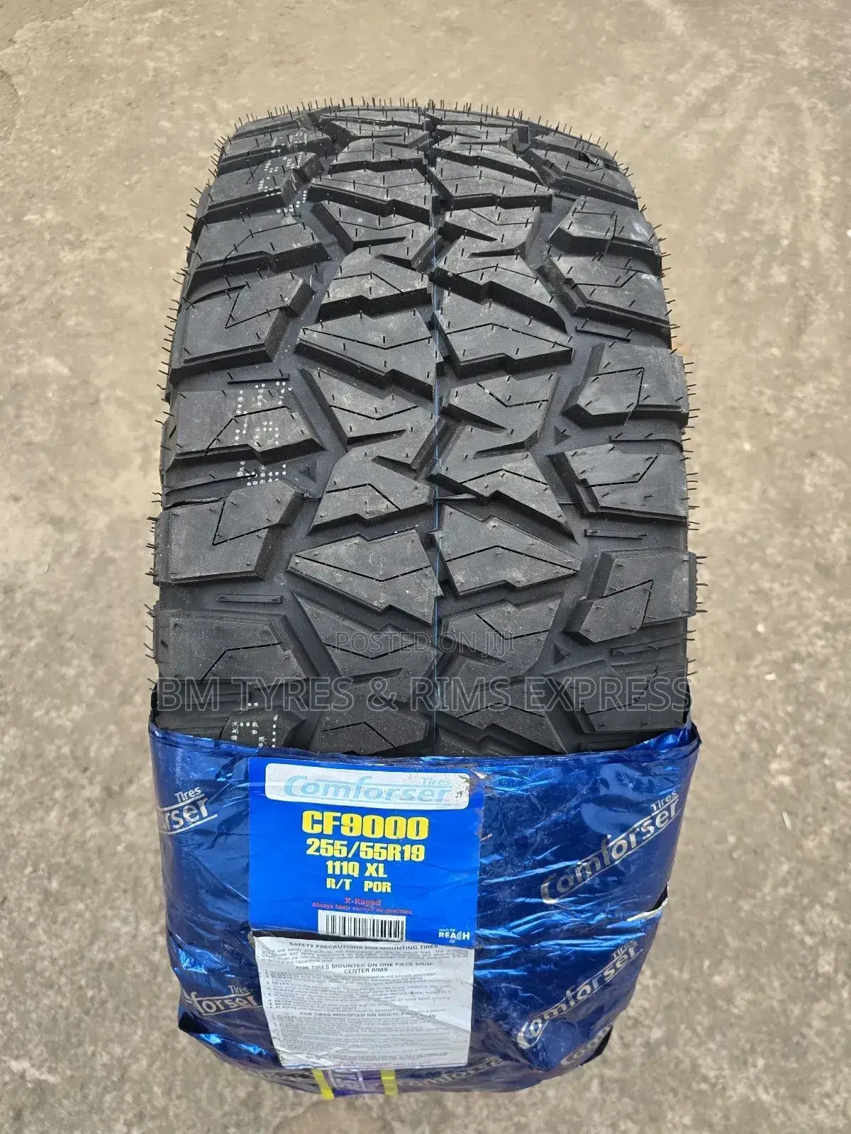 255 /55 R19 Comforser Tyres (R/T) Cf 9000 Xl.