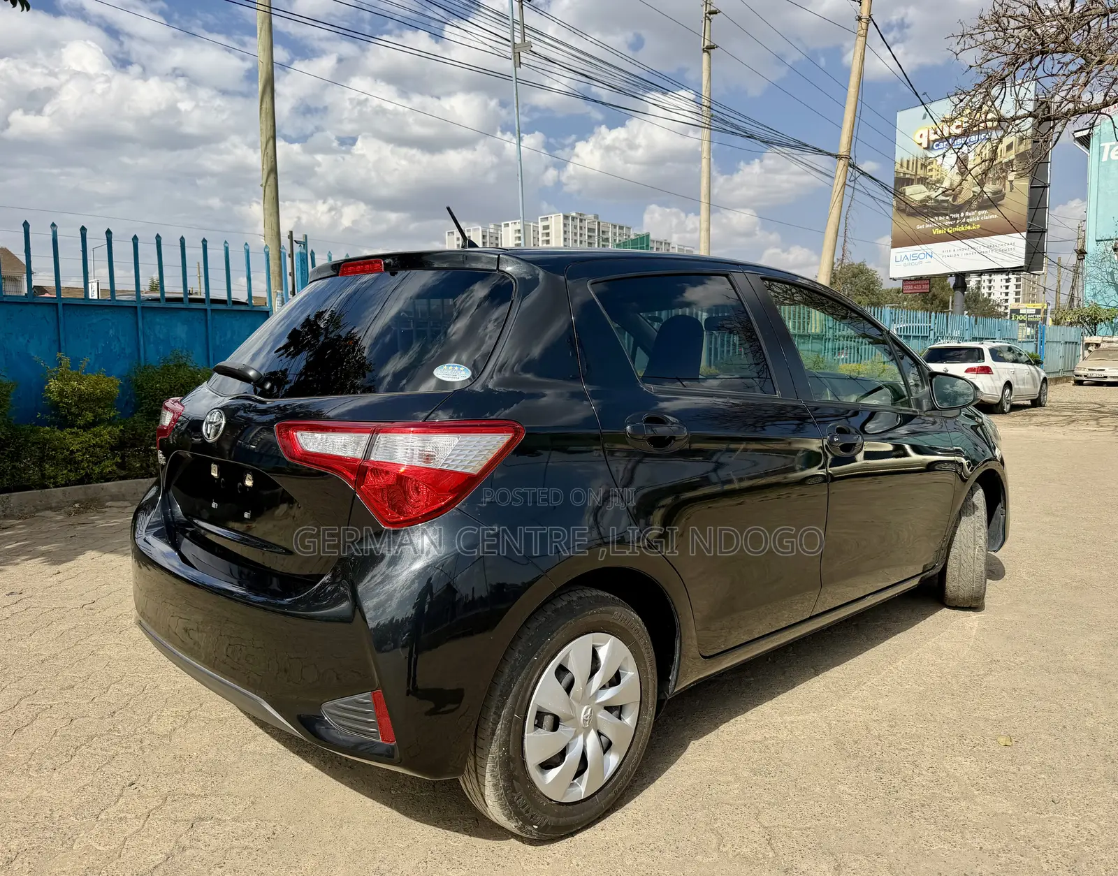 Toyota Vitz 2018 Black