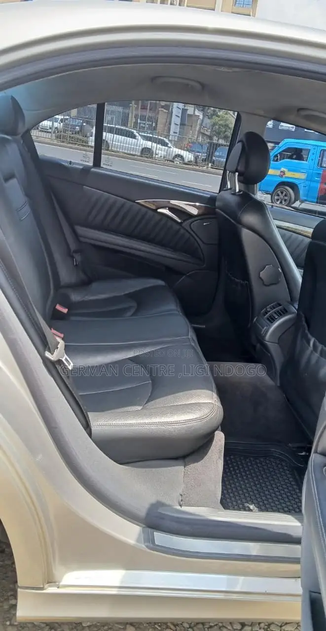 Mercedes-Benz E240 2005 Silver