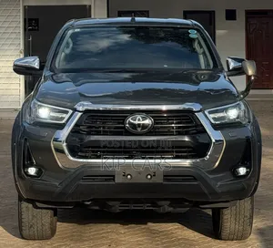 Toyota Hilux Revo Double Cab Deisel 2.4 AWD 2020 Gray