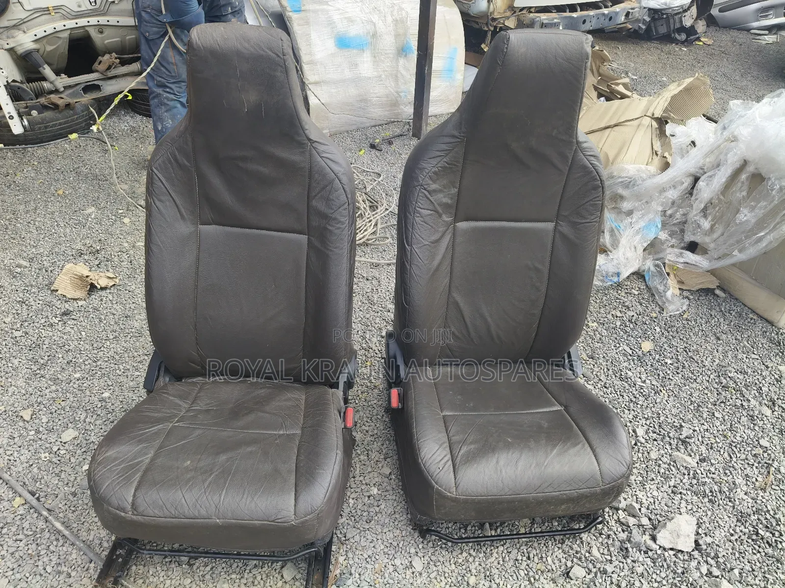 Suzuki Alto Front Seats