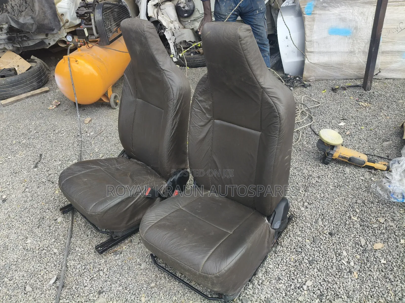 Suzuki Alto Front Seats