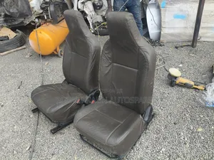 Suzuki Alto Front Seats