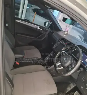 Volkswagen Tiguan 2018 Gray