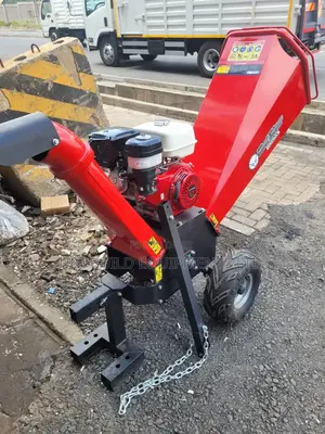Honda Wood Chipping Machine