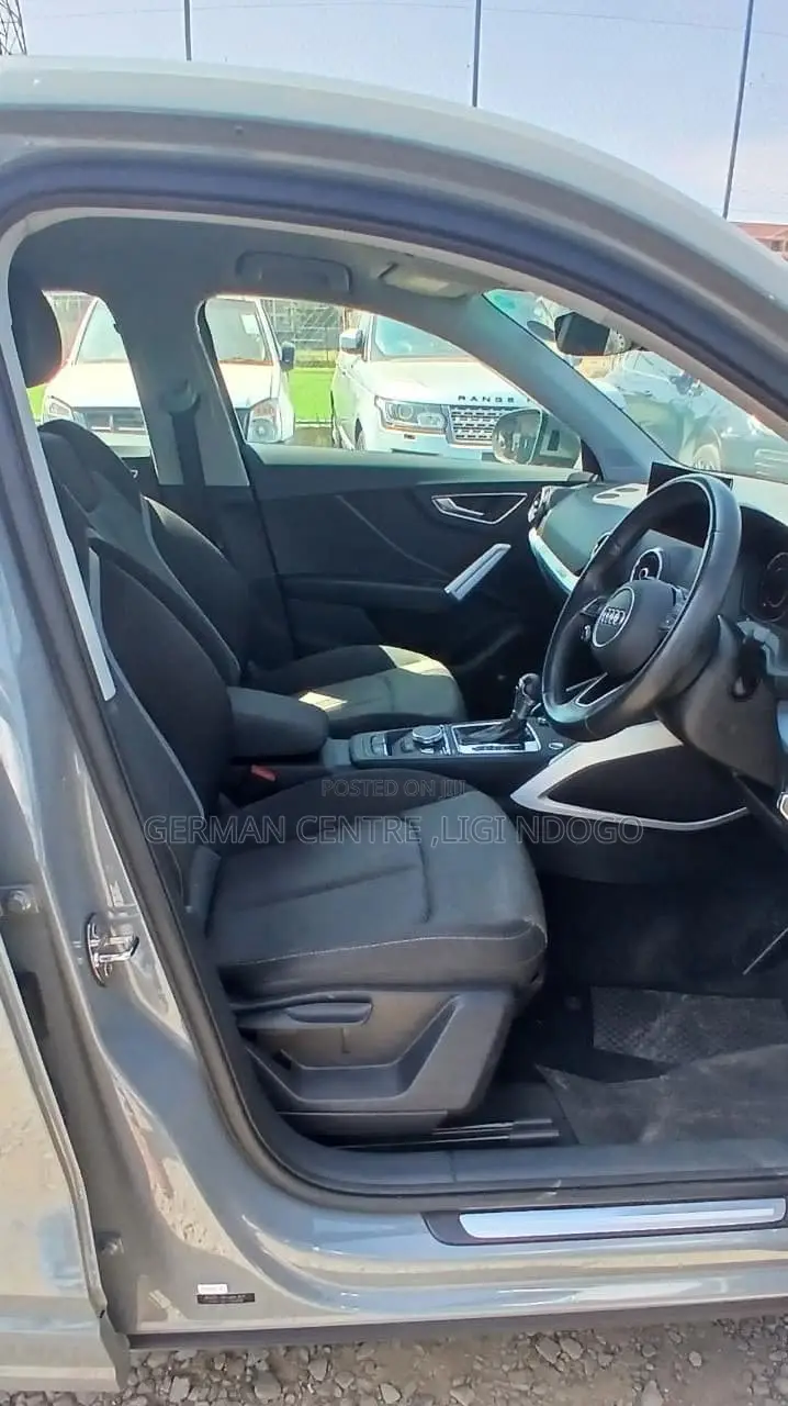 Audi Q2 2019 Gray