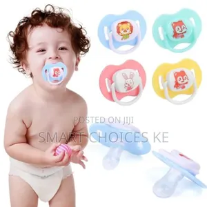 Silicone Cute Baby Pacifier With Cap