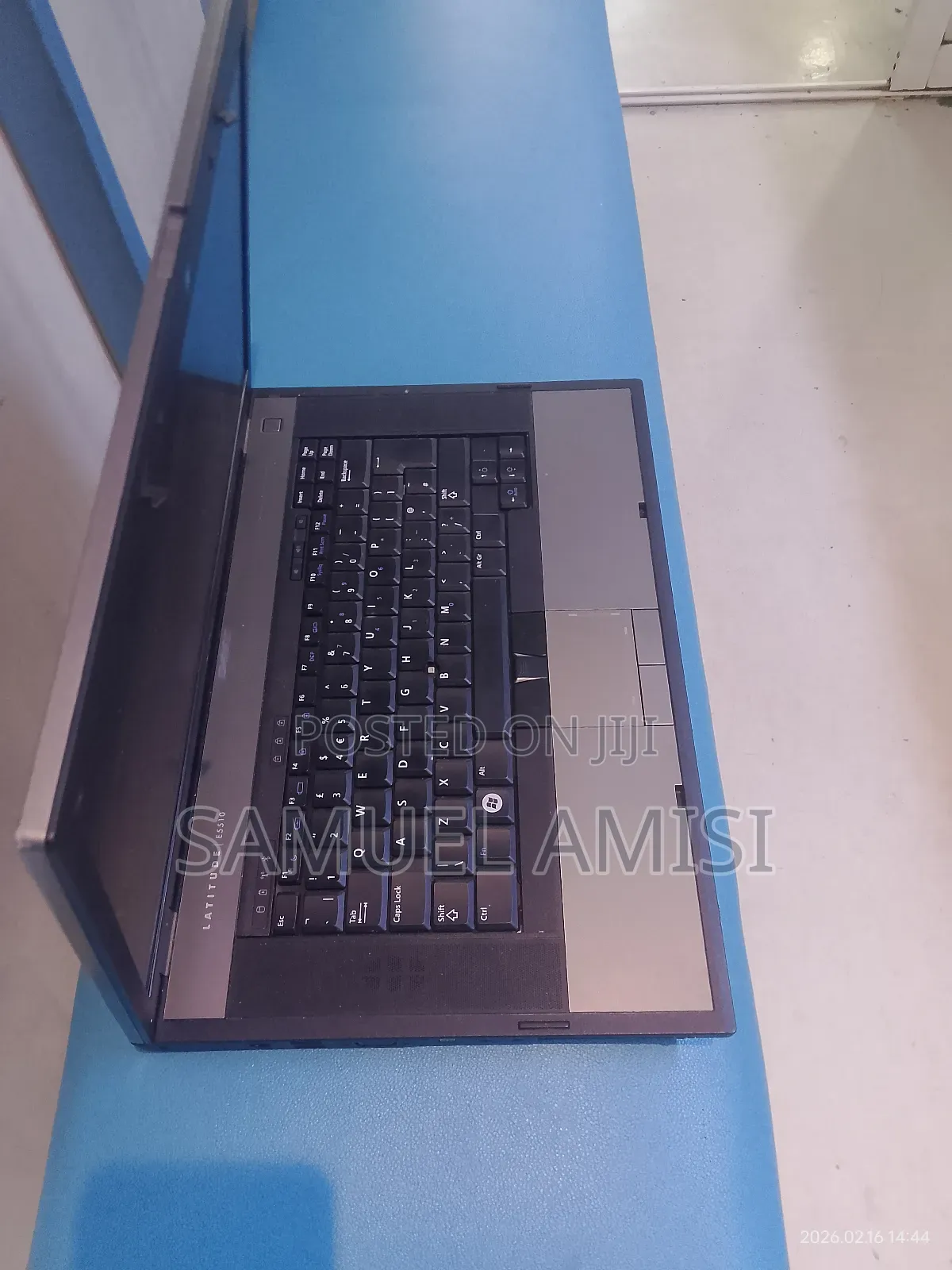 Laptop Dell Latitude 5300 4GB Intel Core i3 HDD 320GB